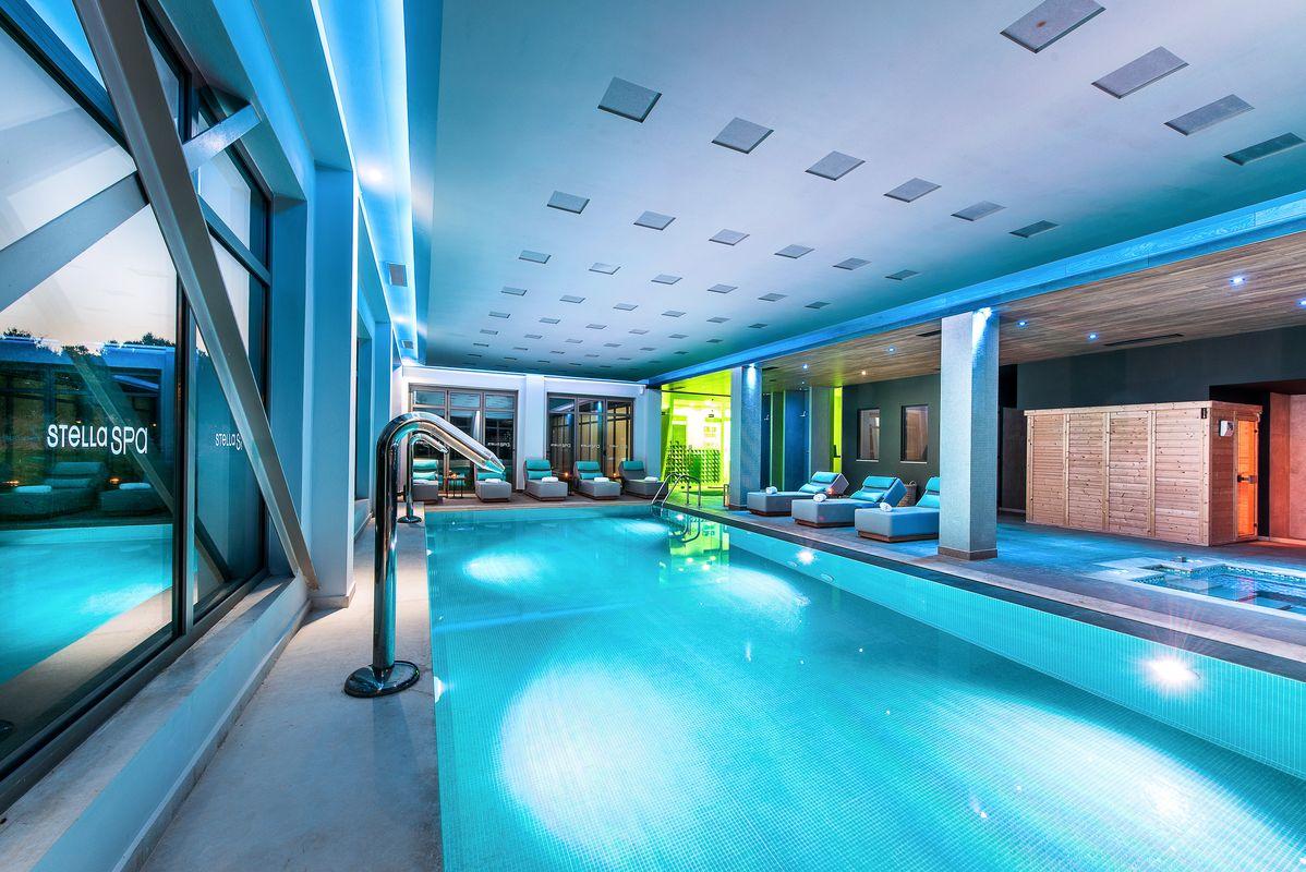 web_spa interior pool