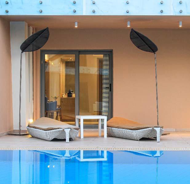 Pool Suites, exterior views
