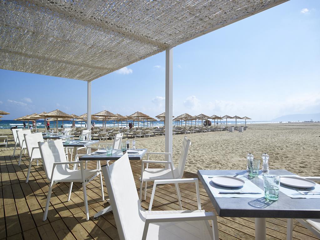 Scirocco beach restaurant 1